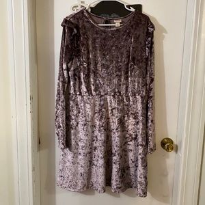 XL velvet long sleeve dress